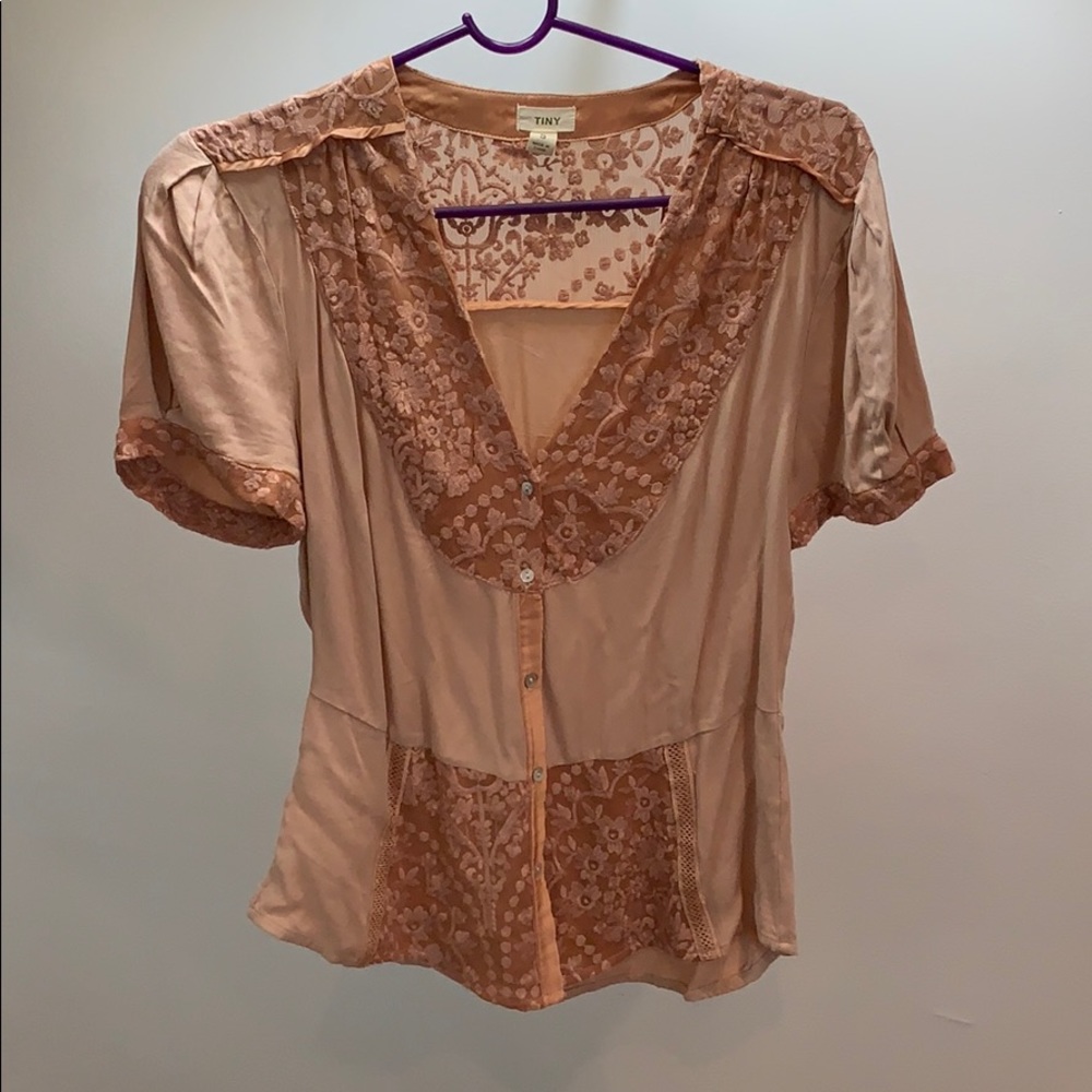 ANTHROPOLOGIE TINY TOP SIZE SMALL